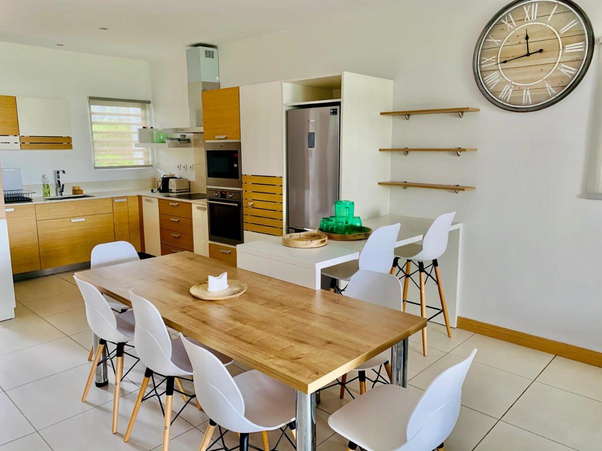 Latitude Luxury Duplex Apartment Riviere Noire Bagian luar foto